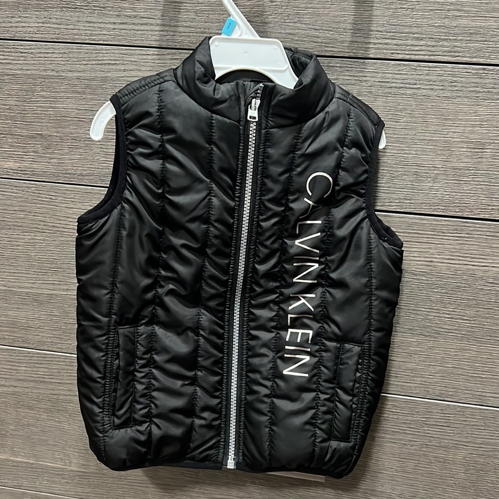 Calvin Klein Toddler Puffer Vest. Size 3T